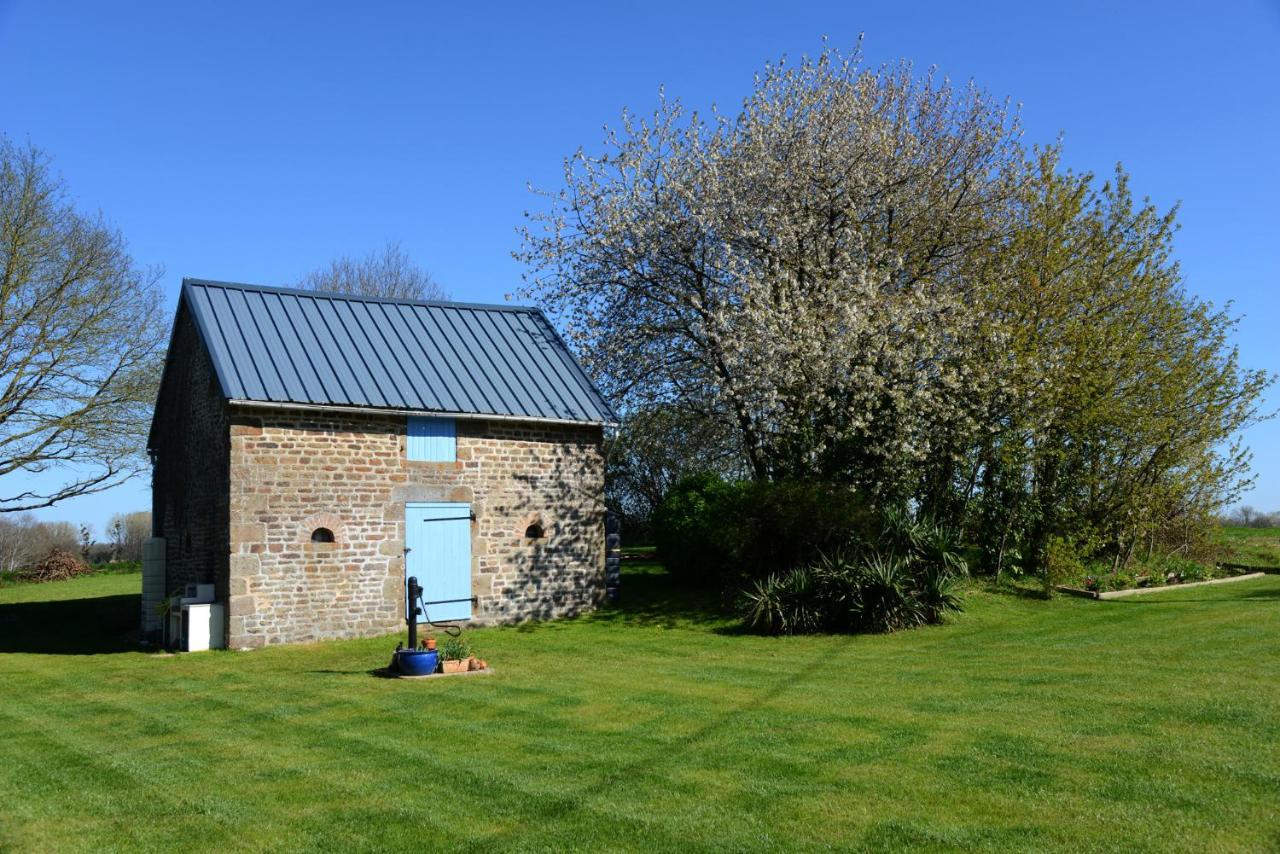 La Martiniere Villa Saint-Aubin-Fosse-Louvain Exterior photo